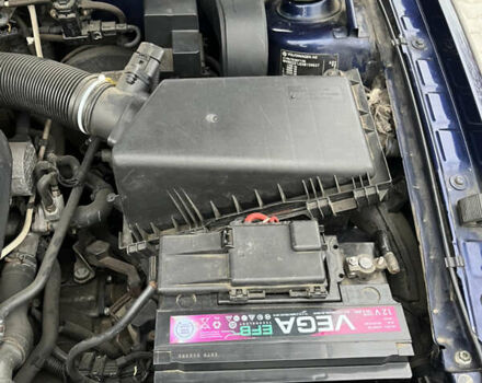 Синий Фольксваген Гольф, объемом двигателя 1.9 л и пробегом 231 тыс. км за 4550 $, фото 50 на Automoto.ua