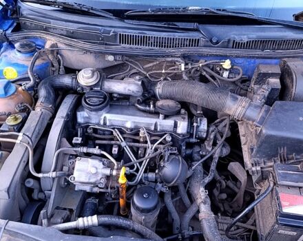 Синий Фольксваген Гольф, объемом двигателя 1.9 л и пробегом 385 тыс. км за 4200 $, фото 10 на Automoto.ua