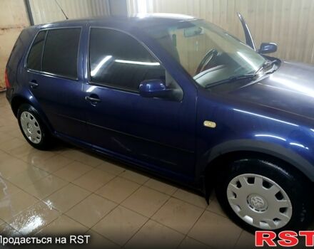 Синий Фольксваген Гольф, объемом двигателя 1.4 л и пробегом 275 тыс. км за 3000 $, фото 4 на Automoto.ua