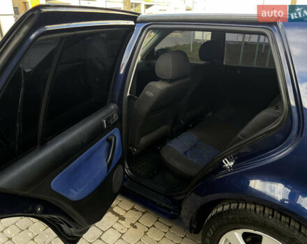 Синий Фольксваген Гольф, объемом двигателя 1.6 л и пробегом 271 тыс. км за 3850 $, фото 17 на Automoto.ua