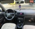 Синій Фольксваген Гольф, об'ємом двигуна 1.39 л та пробігом 250 тис. км за 3700 $, фото 13 на Automoto.ua