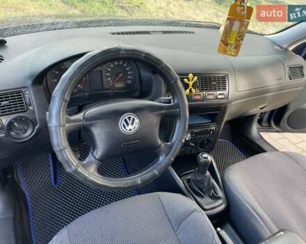 Синий Фольксваген Гольф, объемом двигателя 1.39 л и пробегом 246 тыс. км за 3700 $, фото 8 на Automoto.ua