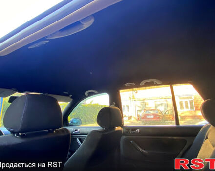 Синий Фольксваген Гольф, объемом двигателя 1.6 л и пробегом 360 тыс. км за 3700 $, фото 1 на Automoto.ua