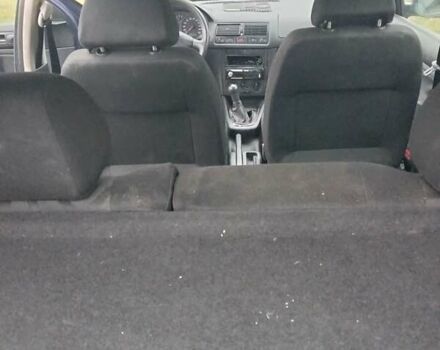 Синій Фольксваген Гольф, об'ємом двигуна 1.39 л та пробігом 233 тис. км за 3100 $, фото 14 на Automoto.ua