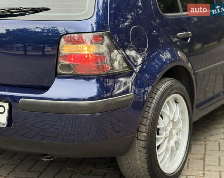 Синий Фольксваген Гольф, объемом двигателя 1.6 л и пробегом 248 тыс. км за 3599 $, фото 15 на Automoto.ua