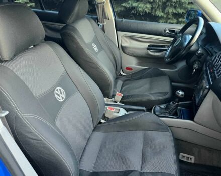 Синий Фольксваген Гольф, объемом двигателя 1.6 л и пробегом 200 тыс. км за 3500 $, фото 18 на Automoto.ua