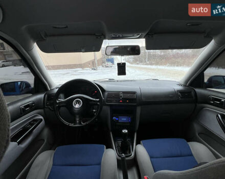 Синий Фольксваген Гольф, объемом двигателя 1.9 л и пробегом 322 тыс. км за 4499 $, фото 45 на Automoto.ua