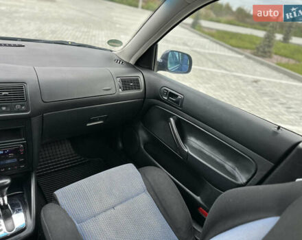 Фольксваген Гольф 2000 в Черновцах на Automoto.ua Синий Фольксваген Гольф, объемом двигателя 1.6 л и пробегом 266 тыс. км за 4850 $, фото 36 на Automoto.ua