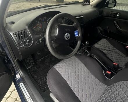 Синий Фольксваген Гольф, объемом двигателя 1.4 л и пробегом 220 тыс. км за 3300 $, фото 7 на Automoto.ua