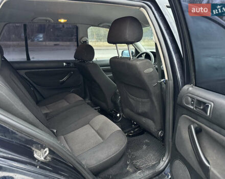 Синій Фольксваген Гольф, об'ємом двигуна 1.6 л та пробігом 291 тис. км за 3800 $, фото 18 на Automoto.ua