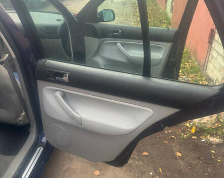 Фольксваген Гольф 2000 в Хмельницком на Automoto.ua Синий Фольксваген Гольф, объемом двигателя 1.6 л и пробегом 100 тыс. км за 5500 $, фото 1 на Automoto.ua