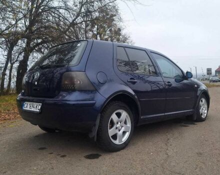 Синий Фольксваген Гольф, объемом двигателя 1.4 л и пробегом 330 тыс. км за 3334 $, фото 4 на Automoto.ua