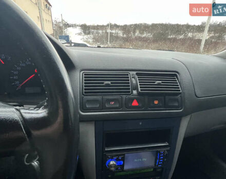 Синий Фольксваген Гольф, объемом двигателя 1.9 л и пробегом 322 тыс. км за 4499 $, фото 64 на Automoto.ua