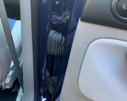 Фольксваген Гольф 2000 в Хмельницком на Automoto.ua Синий Фольксваген Гольф, объемом двигателя 1.6 л и пробегом 100 тыс. км за 5500 $, фото 27 на Automoto.ua