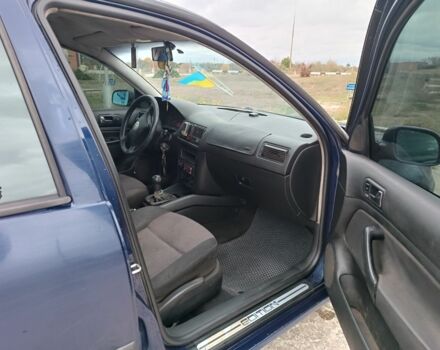 Синий Фольксваген Гольф, объемом двигателя 1.9 л и пробегом 230 тыс. км за 1799 $, фото 5 на Automoto.ua