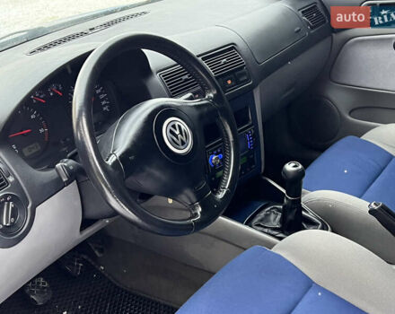 Синий Фольксваген Гольф, объемом двигателя 1.9 л и пробегом 322 тыс. км за 4499 $, фото 36 на Automoto.ua