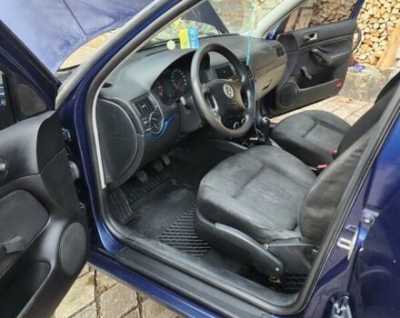 Синий Фольксваген Гольф, объемом двигателя 1.4 л и пробегом 380 тыс. км за 2800 $, фото 7 на Automoto.ua