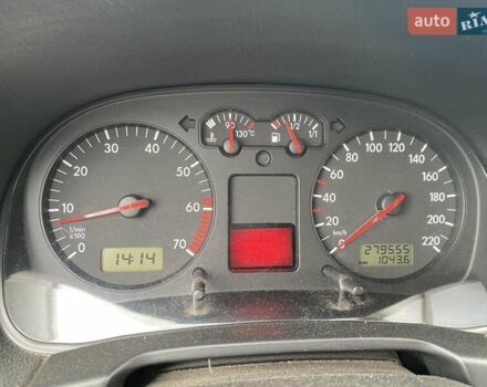 Синій Фольксваген Гольф, об'ємом двигуна 1.39 л та пробігом 279 тис. км за 4050 $, фото 5 на Automoto.ua