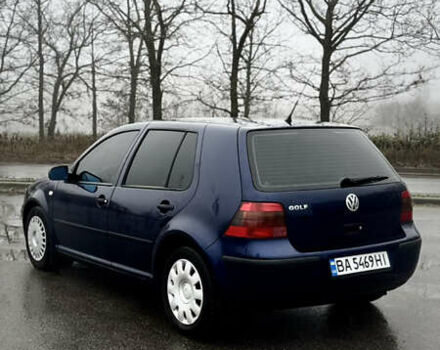 Синий Фольксваген Гольф, объемом двигателя 1.39 л и пробегом 200 тыс. км за 3699 $, фото 5 на Automoto.ua