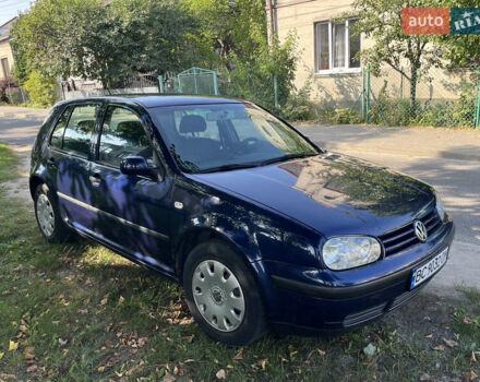 Фольксваген Гольф 2000 в Львове на Automoto.ua Синий Фольксваген Гольф, объемом двигателя 1.6 л и пробегом 232 тыс. км за 3600 $, фото 2 на Automoto.ua