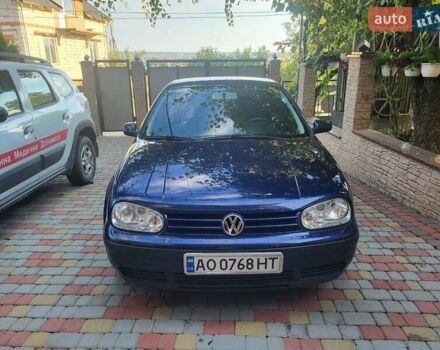Синий Фольксваген Гольф, объемом двигателя 1.6 л и пробегом 302 тыс. км за 3900 $, фото 3 на Automoto.ua