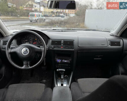Синій Фольксваген Гольф, об'ємом двигуна 1.6 л та пробігом 291 тис. км за 3800 $, фото 22 на Automoto.ua