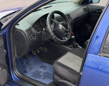 Синий Фольксваген Гольф, объемом двигателя 1.9 л и пробегом 215 тыс. км за 3700 $, фото 12 на Automoto.ua