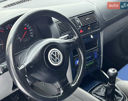 Синий Фольксваген Гольф, объемом двигателя 1.9 л и пробегом 322 тыс. км за 4499 $, фото 38 на Automoto.ua