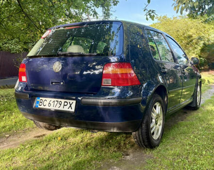 Синий Фольксваген Гольф, объемом двигателя 1.6 л и пробегом 247 тыс. км за 4200 $, фото 2 на Automoto.ua