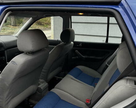 Фольксваген Гольф 2000 в Ивано-Франковске на Automoto.ua Синий Фольксваген Гольф, объемом двигателя 1.39 л и пробегом 256 тыс. км за 4150 $, фото 18 на Automoto.ua