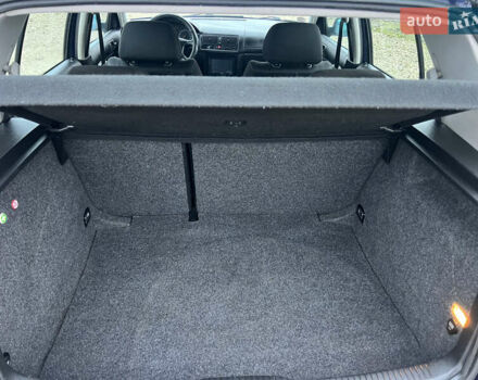 Синий Фольксваген Гольф, объемом двигателя 1.6 л и пробегом 192 тыс. км за 3999 $, фото 18 на Automoto.ua