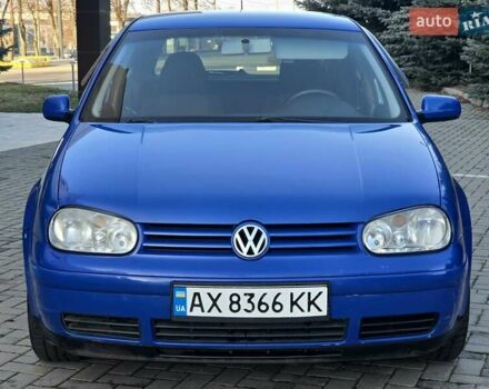 Синий Фольксваген Гольф, объемом двигателя 1.6 л и пробегом 200 тыс. км за 3500 $, фото 5 на Automoto.ua