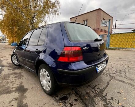 Синий Фольксваген Гольф, объемом двигателя 1.4 л и пробегом 325 тыс. км за 3800 $, фото 4 на Automoto.ua