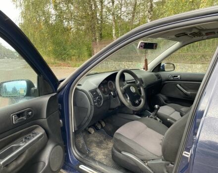 Синій Фольксваген Гольф, об'ємом двигуна 1.6 л та пробігом 275 тис. км за 3600 $, фото 4 на Automoto.ua