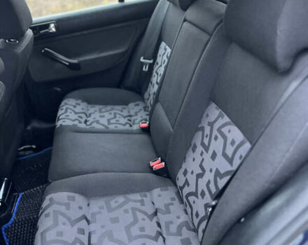 Синий Фольксваген Гольф, объемом двигателя 1.6 л и пробегом 192 тыс. км за 3999 $, фото 14 на Automoto.ua