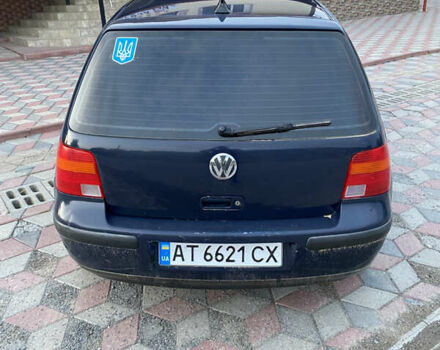 Синий Фольксваген Гольф, объемом двигателя 1.6 л и пробегом 260 тыс. км за 3500 $, фото 2 на Automoto.ua