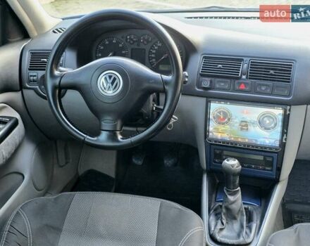Синий Фольксваген Гольф, объемом двигателя 1.6 л и пробегом 200 тыс. км за 3400 $, фото 21 на Automoto.ua
