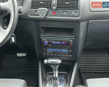 Фольксваген Гольф 2000 в Черновцах на Automoto.ua Синий Фольксваген Гольф, объемом двигателя 1.6 л и пробегом 266 тыс. км за 4850 $, фото 35 на Automoto.ua