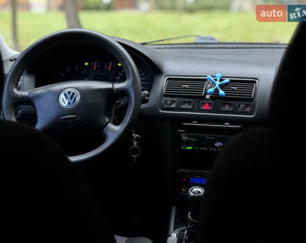 Синий Фольксваген Гольф, объемом двигателя 1.6 л и пробегом 248 тыс. км за 3599 $, фото 23 на Automoto.ua