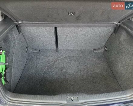 Синий Фольксваген Гольф, объемом двигателя 1.6 л и пробегом 302 тыс. км за 3900 $, фото 15 на Automoto.ua