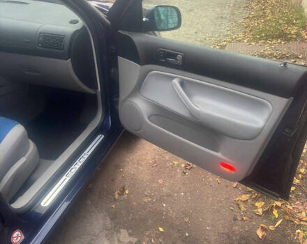 Фольксваген Гольф 2000 в Хмельницком на Automoto.ua Синий Фольксваген Гольф, объемом двигателя 1.6 л и пробегом 100 тыс. км за 5500 $, фото 3 на Automoto.ua