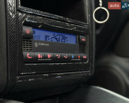 Синий Фольксваген Гольф, объемом двигателя 1.6 л и пробегом 248 тыс. км за 3599 $, фото 19 на Automoto.ua