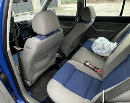 Синій Фольксваген Гольф, об'ємом двигуна 1.4 л та пробігом 280 тис. км за 3000 $, фото 5 на Automoto.ua