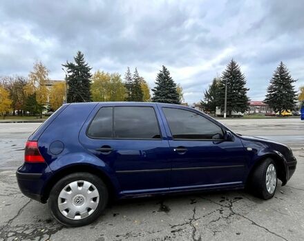 Синий Фольксваген Гольф, объемом двигателя 1.4 л и пробегом 325 тыс. км за 3800 $, фото 1 на Automoto.ua