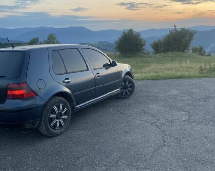 Синий Фольксваген Гольф, объемом двигателя 1.9 л и пробегом 370 тыс. км за 1500 $, фото 5 на Automoto.ua