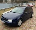 Синий Фольксваген Гольф, объемом двигателя 1.39 л и пробегом 225 тыс. км за 3999 $, фото 1 на Automoto.ua