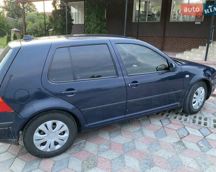 Синий Фольксваген Гольф, объемом двигателя 1.6 л и пробегом 260 тыс. км за 3500 $, фото 3 на Automoto.ua