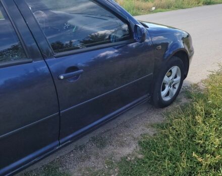 Синій Фольксваген Гольф, об'ємом двигуна 1.6 л та пробігом 300 тис. км за 3500 $, фото 1 на Automoto.ua