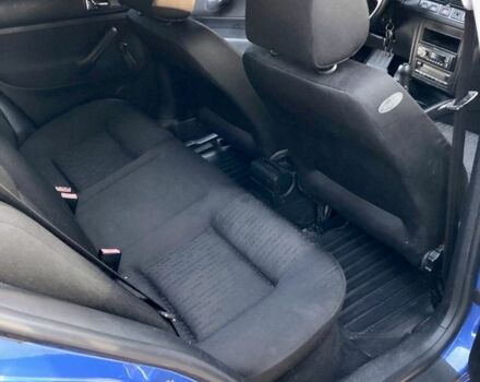 Синий Фольксваген Гольф, объемом двигателя 1.4 л и пробегом 274 тыс. км за 3850 $, фото 10 на Automoto.ua