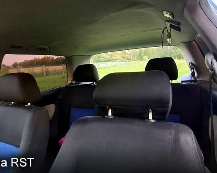 Синий Фольксваген Гольф, объемом двигателя 1.9 л и пробегом 397 тыс. км за 2800 $, фото 5 на Automoto.ua